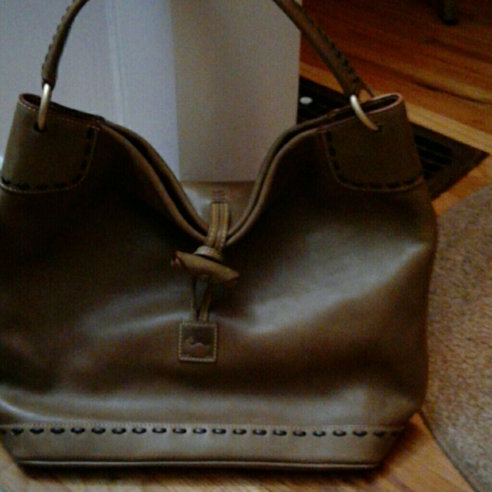 Dooney  & Bourke toggle hobo